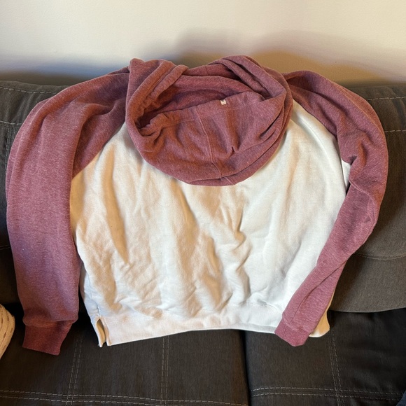 Women’s Volcom hoodie - Picture 5 of 6